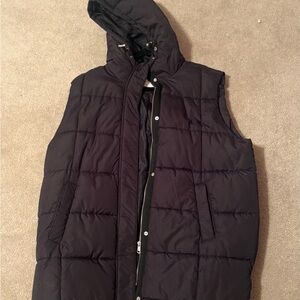 Women’s Black Hooded Puffer Vest